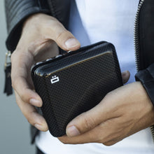 將圖片載入圖庫檢視器 Code Wallet RFID安全防盜密碼錢包-Carbon 碳纖維